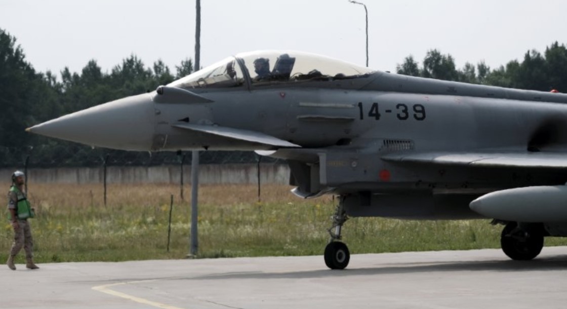 В близките месеци Испания ще изпрати изтребители в България и